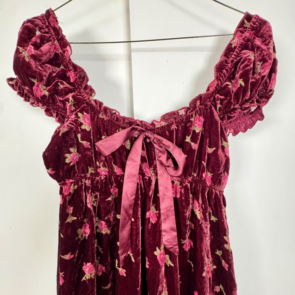 Altar'd State Kortney Velvet Mini Dress Burgundy Floral Coquette Ruffle Bow S - Picture 4 of 8